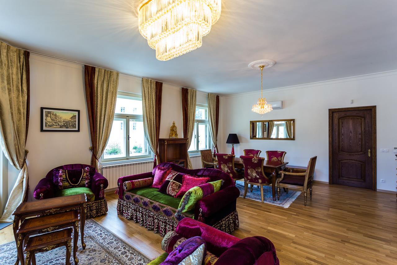 Karlsbad Prestige 아파트 외부 사진