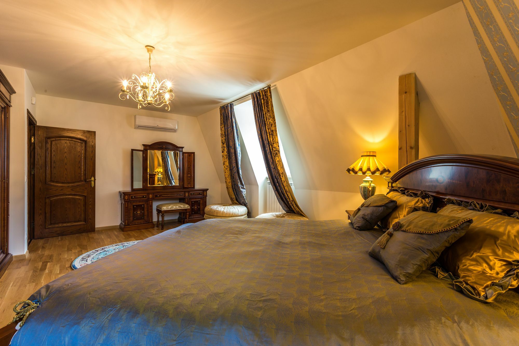 Karlsbad Prestige 아파트 외부 사진