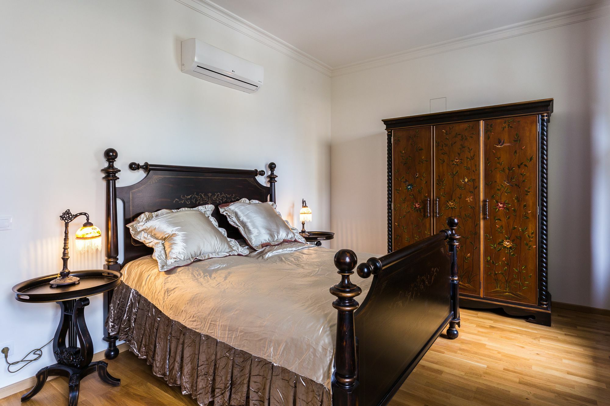 Karlsbad Prestige 아파트 외부 사진